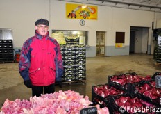 Luigi Maggiolo ci spiega che il Mercato di Lusia ha merce estremamente fresca, in quanto perviene nella struttura mercatale il giorno stesso della raccolta.