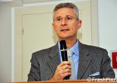 Dall'intervento e' emerso che, dopo anni di crescite esponenziali, la IV gamma necessita di nuove logiche per conquistare consumatori potenziali o fidelizzare maggiormente quelli attuali.