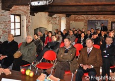 "... guardando ai soci fondatori e agli altri produttori presenti in sala, Termanini ha sottolineato il senso di appartenenza quasi "familiare" che la vita in cooperativa incarna."