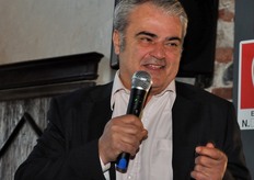 "Termanini ha concluso dicendo: "Il mio sogno e' quello di portare al successo questo nostro nuovo logo, una bandiera che comprende in se' tanti valori e contenuti"."