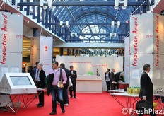 L'area del Fruit Logistica dedicata all'esposizione dei prodotti candidati al premio per l'innovazione FLIA 2012.