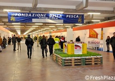 "L'intento della manifestazione - che si svolge nell'unico momento stagionale in cui non ci sono operazioni di raccolta in campo, per consentire ai produttori di partecipare all'evento - e' quello di abbinare le produzioni orticole locali a quelle della pesca e alle specialita' gastronomiche tradizionali, creando un'offerta di "turismo del territorio", connotato dalla presenza di tradizioni di mare e di terra."