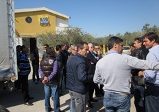 Successivamente, sono state visitate, nelle vicinanze di Vittoria (RG), due aziende di produzione e due vivai di propagazione che utilizzano i prodotti Jiffy.