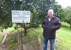 In foto il Dott. Antonio Di Leo, direttore del Centro Sperimentale Dimostrativo dell'A.R.S.S.A. di Mirto Crosia (CS).