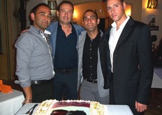 Lo staff Southern Seed, con la torta dedicata alle violette, vi da' appuntamento a prossime iniziative!