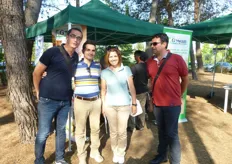 Da sinistra: gli Agronomi Pasquale Carbone, Tonia Colella e Dino Marchitelli della Libera Associazione Mediterranea Tecnici in Agricoltura (L.A.ME.T.A.).