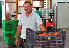 "Uno dei consiglieri della cooperativa, Stefano Bellato (in foto), ha raccontato a FreshPlaza: "Un 30% delle nostre produzioni e' destinato all'esportazione. Tale percentuale sale considerevolmente nel caso del ravanello, che viene maggiormente richiesto dai mercati esteri come Germania e Paesi dell'est Europa"."