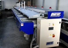 "Grazie a questa calibratrice - riferisce Stefano Bellato - abbiamo abbattuto i costi del confezionamento di ben 4 volte, velocizzando anche l'output produttivo. UNI_VERS© di UNITEC seleziona rapidamente ed efficientemente gli ortaggi a seconda delle loro dimensioni e anche del grado di colorazione, permettendo ottimi risultati di omogeneita' nel prodotto confezionato"."