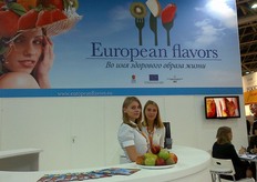 "Mentre si trovava in visita al World Food di Mosca (17-20 settembre 2012) - la piu' importante fiera russa del settore agroalimentare - la nostra lettrice Renata Cantamessa dell'ufficio commerciale e marketing della OP Ortofruit Italia ha realizzato questi scatti che siamo ben lieti di pubblicare. In foto, lo stand del progetto "European Flavors", finanziato da Unione Europea, Stato italiano e Aziende Socie del CSO-Centro Servizi Ortofrutticoli."