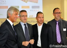 Da sinistra: Paolo Bruni (presidente CSO), Mario Catania (Ministro dell'Agricoltura), Mario Tamanti (consigliere delegato CSO), Carlo Manzo (vicepresidente CSO).