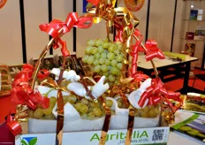 Confezione di uva Agritalia che verra' proposta per le prossime festivita' natalizie.