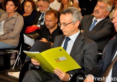 Il Ministro delle Politiche agricole, Mario Catania.