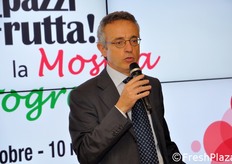 "Desidero anche dire un grande 'Bravo!' ai bambini e alle loro famiglie per le belle foto realizzate", ha aggiunto il Ministro."