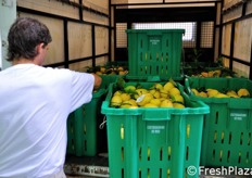 La fase di scarico del prodotto.