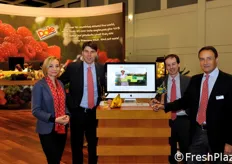 Da sinistra: Claudia Bernardinello (Product manager Dole Italia), Johan Linden (Presidente Dole Europa), Xavier Roussel (Direttore comunicazione e marketing Dole Europa) e Vittorio Grotta (AD Dole Italia).