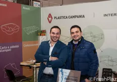 In rappresentanza dell'azienda di imballaggio Plastica Campania incontriamo i fratelli Gaetano e Luigi Amato.