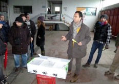 In foto Licio Pallino, della Koppert Biological System, nel corso di una giornata tecnica sull'albicocco organizzata da COVIL ed Escande a Rotondella (Matera), presso la Cooperativa Trisaia.