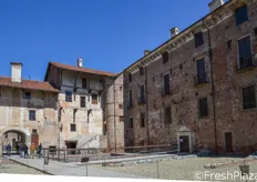 "Il Castello "Tapparelli d'Azeglio" di Lagnasco ha fornito la sede a numerosi eventi e iniziative in programma."
