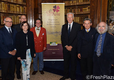 Foto di gruppo al termine dei lavori, anche con la Sig.ra Tamai.