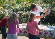 L'obiettivo del progetto e' avvicinare i giovani al consumo di ortofrutta anche attraverso momenti ludici.