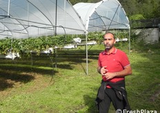 Gianluca Savini, coordinatore dei tecnici, presso l'azienda Andreatta.
