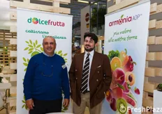 Pietro Caggiano (vicepresidente IdeaNatura, confluita nella AOP Armonia), insieme al direttore commerciale della AOP, Marco Eleuteri.