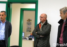 Da sinistra Cristian Moretti, direttore generale, Ugo Palara, responsabile ufficio tecnico, e Raffaele Drei, presidente della cooperativa faentina.