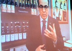 Il video-saluto a Fruttinfiore di Paolo De Castro.