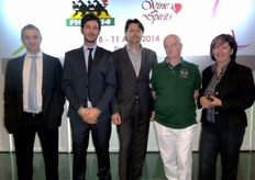 Si e' conclusa una missione commerciale organizzata da CSO nell'ambito delle attivita' di internazionalizzazione per promuovere l'export di ortofrutta e di tecnologie e packaging Made in Italy nel territorio asiatico. La delegazione CSO, composta da rappresentanti delle imprese Apofruit, Alegra, FruttaC2, MAAP, Unitec, Infia e Macfrut ha fatto tappa in 3 paesi: Singapore, Malesia e Vietnam, visitando i principali importatori, i produttori, le catene dalla grande distribuzione, le associazioni di categoria, gli esportatori e i mercati ortofrutticoli.