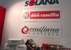 Aderisce ad ASIPO anche Agricola Don Camillo: 50 produttori associati coltivano 24.000 tonnellate di meloni e angurie, lavorati in un magazzino climatizzato con calibratura e prezzatura elettroniche.