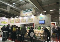 Euroverde, azienda con esperienza ultraventennale nelle filiere a lotta integrata, produce IV gamma e piatti pronti vegetali con zuppe, contorni e primi estivi.