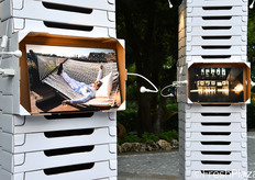 Gli imballaggi in cartone ondulato consentono anche di avere un occhio di riguardo per l'ambiente, con la garanzia che il packaging, una volta giunto a fine vita, se correttamente smaltito viene completamente riciclato per produrre altro cartone ondulato.