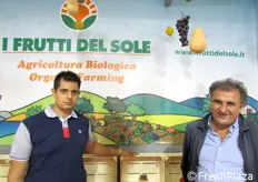 Salvatore Donato e Filippo Licari, de I frutti del Sole, cooperativa siciliana che vanta 250 referenze di trasformati e 40 referenze settimanali di ortofrutta bio.
