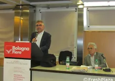 I saluti di Tiberio Rabboni alla seconda conferenza del World Food Research and Innovation Forum.