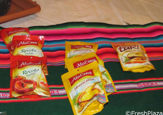 Nel dettaglio, confezioni di salsa a base di peperoncino Rocoto e di Huancaina, una salsa tipica della cultura criolla del Peru' a base di peperoncino, latte e formaggio, utilizzata per condire carni e verdure.