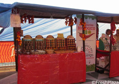 "Stand dell'azienda "I magnifici del mezzogiorno" di Santa Maria del Cedro (CS)."