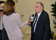 Intervista televisiva a Domenico Scarpellini da parte della giornalista Claudia D'Angelo di Teleromagna.