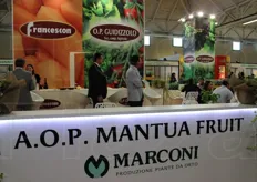 ... insieme formano la AOP Mantua Fruit. Presente con loro anche l'azienda vivaistica Marconi.
