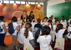 ... che infatti e' stata assai gradita anche dalle scolaresche in visita alla fiera!