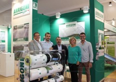 Foto di gruppo del team Arrigoni. Da sinistra a destra: Roberto Lautizi, Ozren Grbic, Aldo Maggi, Patrizia Giuliani e Giuseppe Netti.