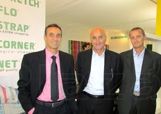 I fratelli Graziani davanti allo stand nel Padiglione B. La new entry in casa Graziani e' XpressPDF, etichetta per il monitoraggio della temperatura. Grazie alla connessione USB integrata e' possibile scaricare i dati da ogni postazione.