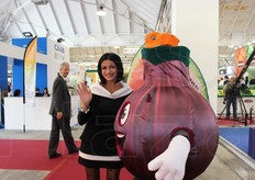 Renata Cantamessa con una delle mascotte Cora Seeds.