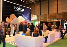 BOLLO e' un'impresa valenzana specializzata nella produzione e commercializzazione di agrumi e meloni di alta gamma. Le sue origini risalgono al 1922.