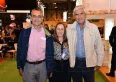 In visita alla fiera incontriamo anche Luigi Conte e Antonino Nicotra, ricercatori e breeders del CRA, costitutori di celebri varieta' frutticole come Ufo e Ghiaccio.