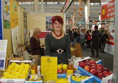 Area Piemonte: Sara Mellano, produttore del Consorzio Produttori Valle Bronda - Mele di Valle Bronda.