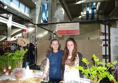 Area Piemonte: Sedano Rosso di Orbassano. In foto: Antonella Doni e Chiara Molinero.