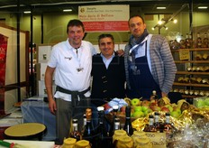 Area Veneto: Melo Decio di Belfiore. Da sinistra a destra: Alberti, Zumerle e Varalta del Consorzio Ortofrutticolo di Belfiore.