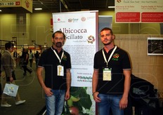 Area Sicilia: Giuseppe Quagliana (a sinistra) e Alberto Battaglia, produttori di Albicocca di Scillato.
