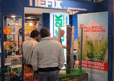 General Plastics propone diverse macchine per il confezionamento dei prodotti, legatrici per vigneto, legacci di plastica, attrezzi a mano per la raccolta delle olive, ecc.