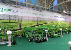 La gamma dell'azienda Hortech srl di Agna (PD) comprende macchine per la preparazione del terreno, per il trapianto e per la raccolta di ortaggi a cespo e a foglia.